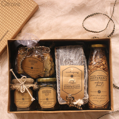 Gourmet Delights Gift Hamper