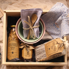 Bundle Of Joy Gift Hamper at Qtrove