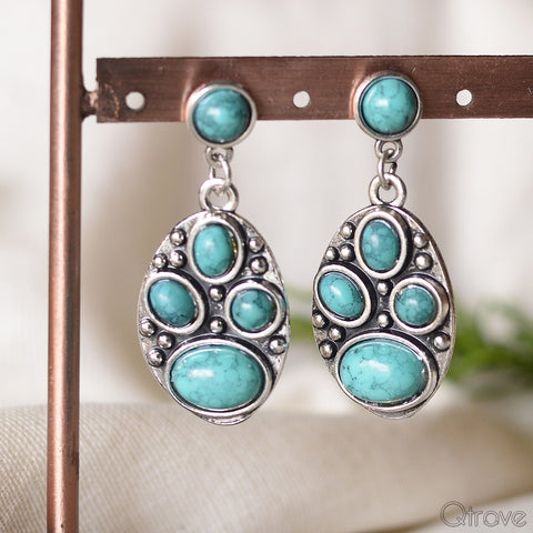 Trendy Handmade Turquoise Blue Oval Earring