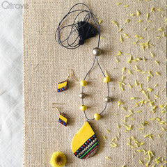 Handmade Terracotta Teardrop Necklace Set at Qtrove