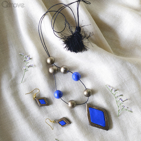 Handmade Terracotta Blue Diamond Necklace Set
