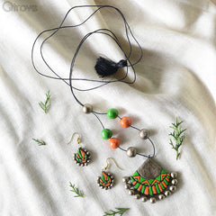 Handmade Terracotta Triangle Necklace Set at Qtrove