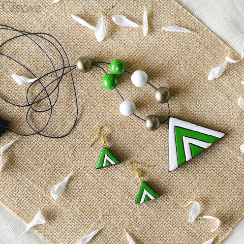 Handmade Terracotta Triangle Pendant Necklace Set