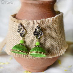 Handmade Garden Green Silk Thread Chocker Set at Qtrove