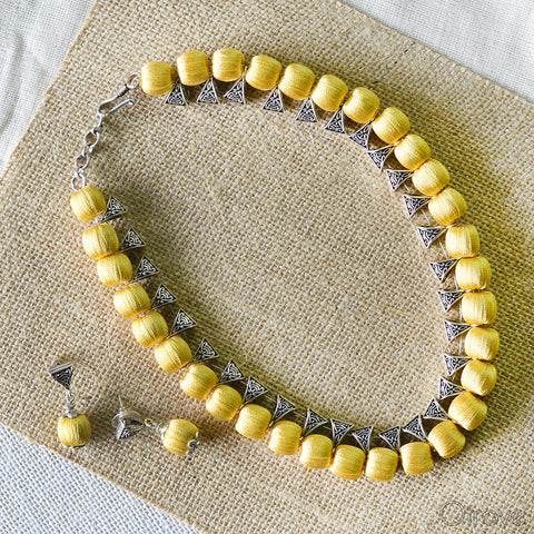 Handmade Silk Thread Chocker