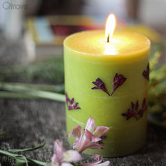 Lavender Scented Aromatic Candle at Qtrove