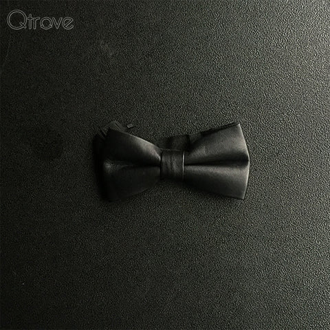 Classic Genuine Leather Bow Tie