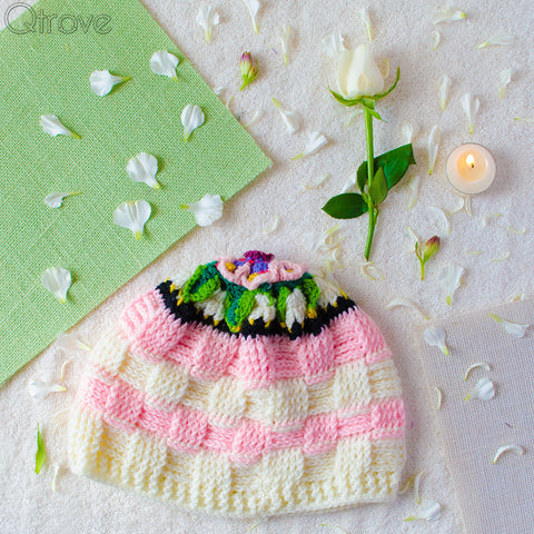 Fuzzy Winter Cap Made Of Pure Yarn