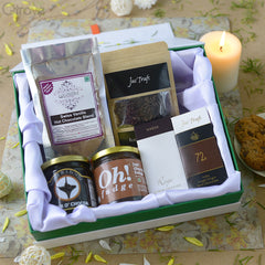 Chocaholic Gift Hamper at Qtrove