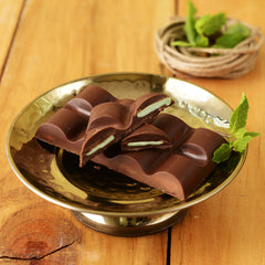 Artisanal Mint Chocolate Bar at Qtrove
