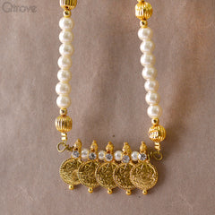 Handcrafted Coin Necklace With Pearls at Qtrove
