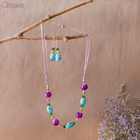 Handcrafted Threaded Necklace With Purple And Green Beads