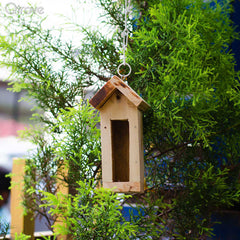 Reclaimed Wood Birdhouse at Qtrove