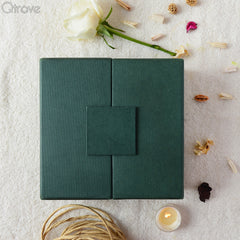 Gift Hamper of Organic Green Tea and Organic Honey (Variation 1) at Qtrove