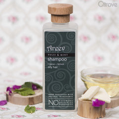 Tulsi and Mint Shampoo at Qtrove
